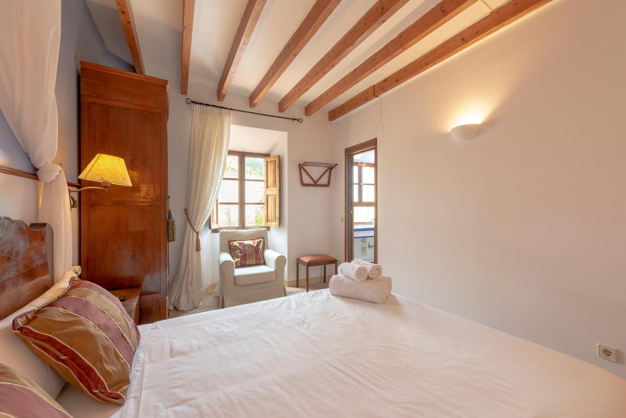 Hotel D'Interior Ca Mado Paula Banyalbufar Rum bild