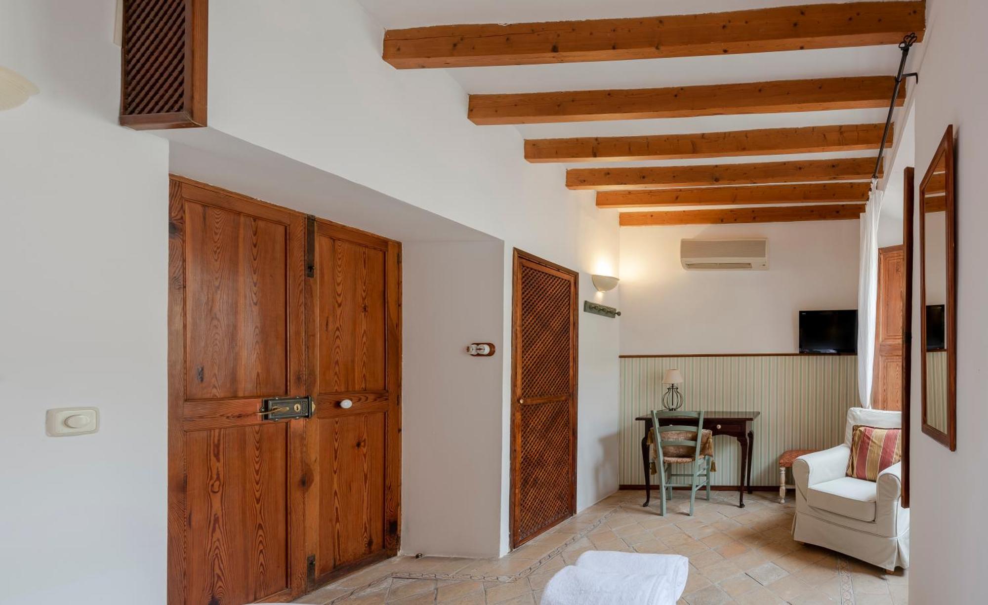 Hotel D'Interior Ca Mado Paula Banyalbufar Rum bild